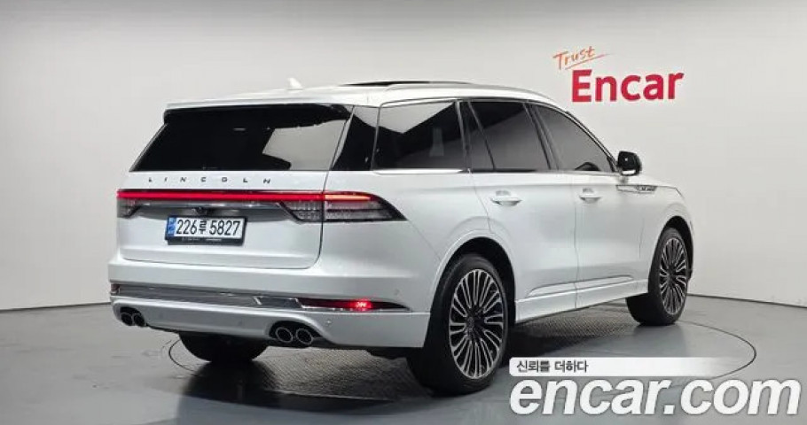 Lincoln Aviator 