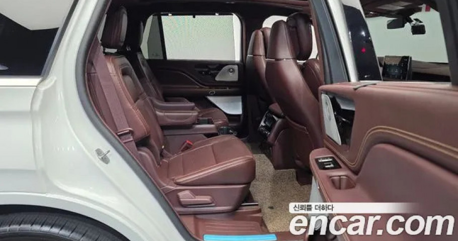 Lincoln Aviator 