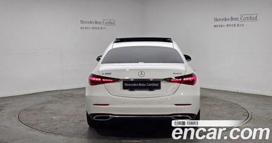 Mercedes-Benz C-Class 