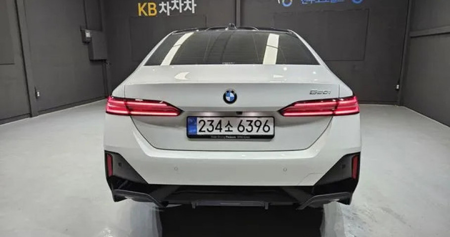 Bmw 5-Series 