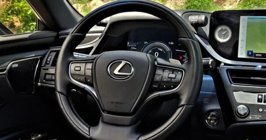 Lexus Es 