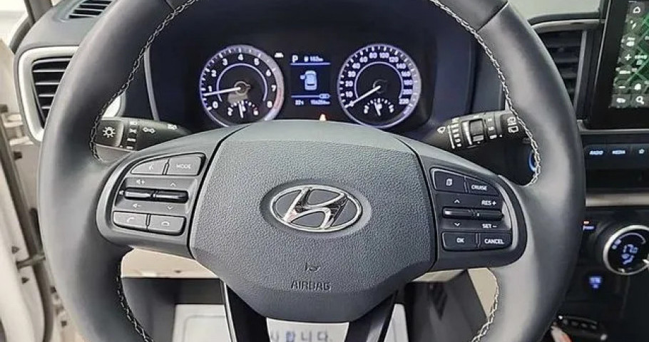 Hyundai Venue 