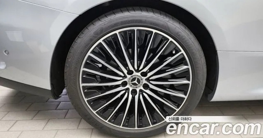 Mercedes-Benz Cle-Class 