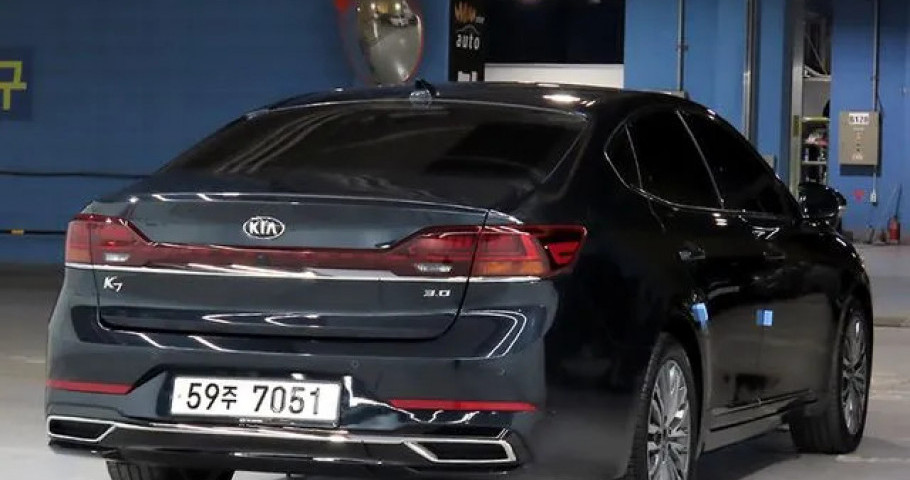 Kia K7 