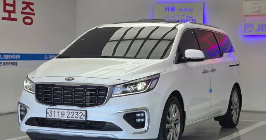 Kia Carnival 