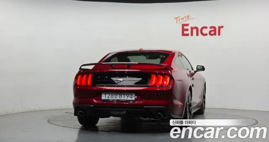 Ford Mustang 