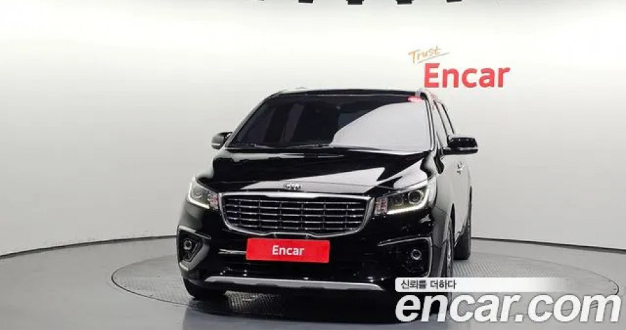 Kia Carnival 