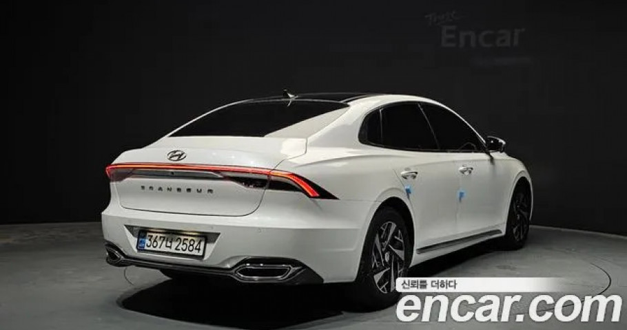 Hyundai Grandeur 