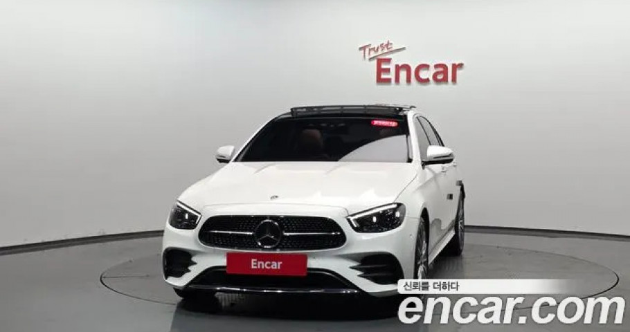 Mercedes-Benz E-Class 