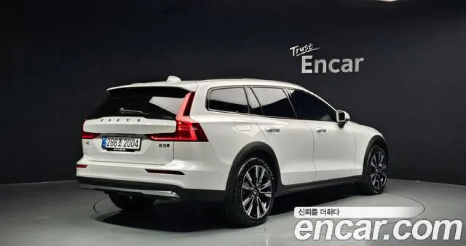Volvo V60 