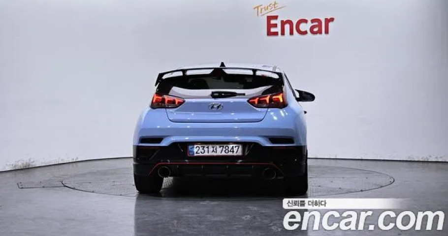 Hyundai Veloster 