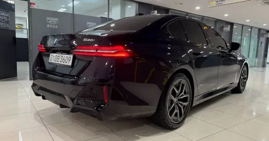 Bmw 5-Series 