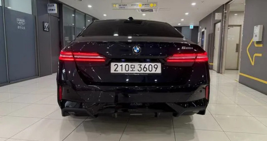 Bmw 5-Series 