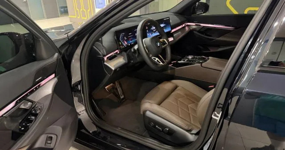 Bmw 5-Series 