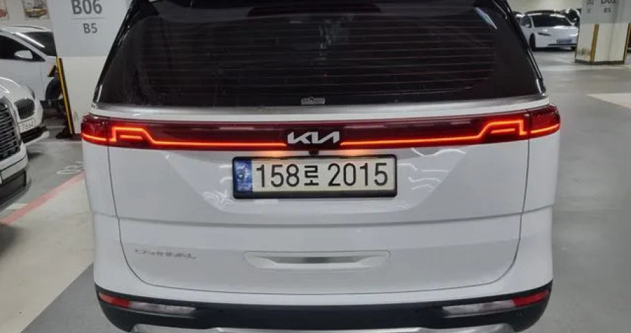 Kia Carnival 