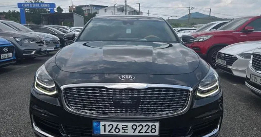 Kia K9 