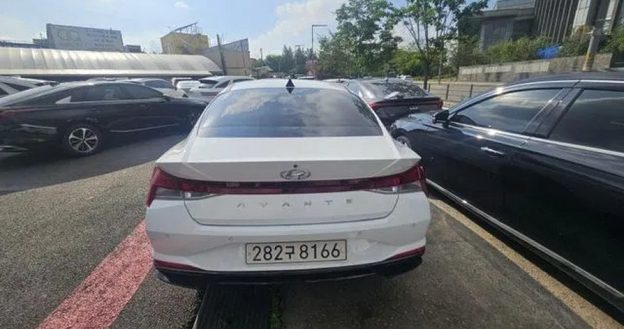 Hyundai Avante (Elantra) 