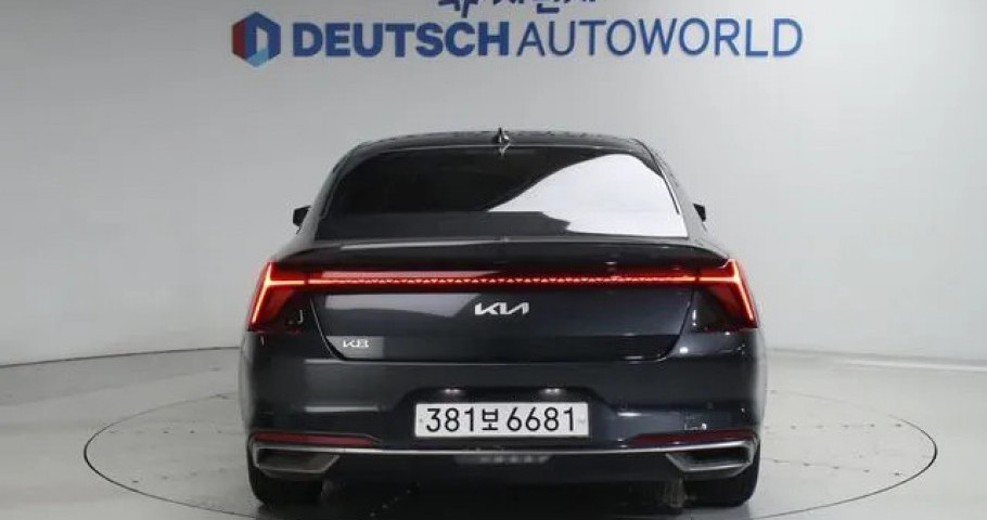 Kia K8 