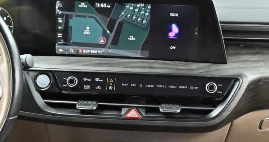 Kia K8 