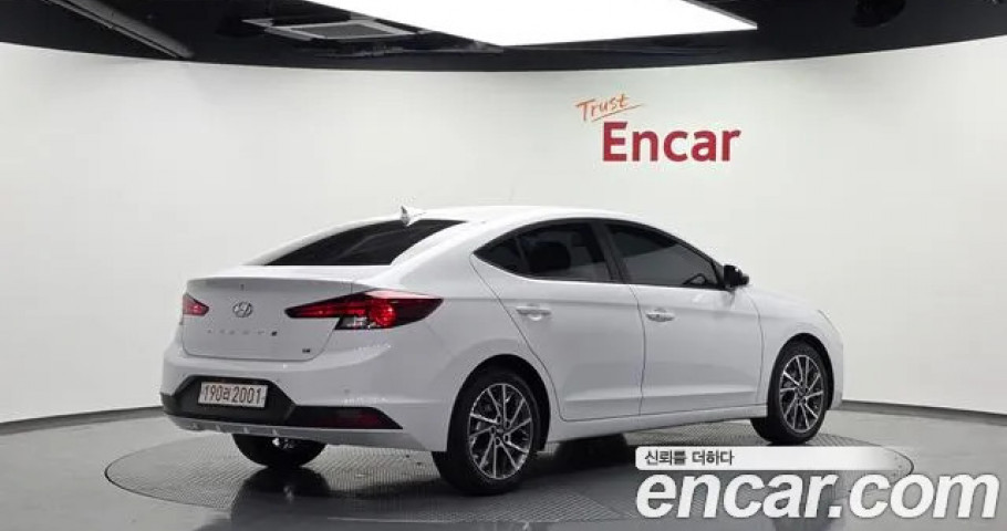 Hyundai Avante (Elantra) 