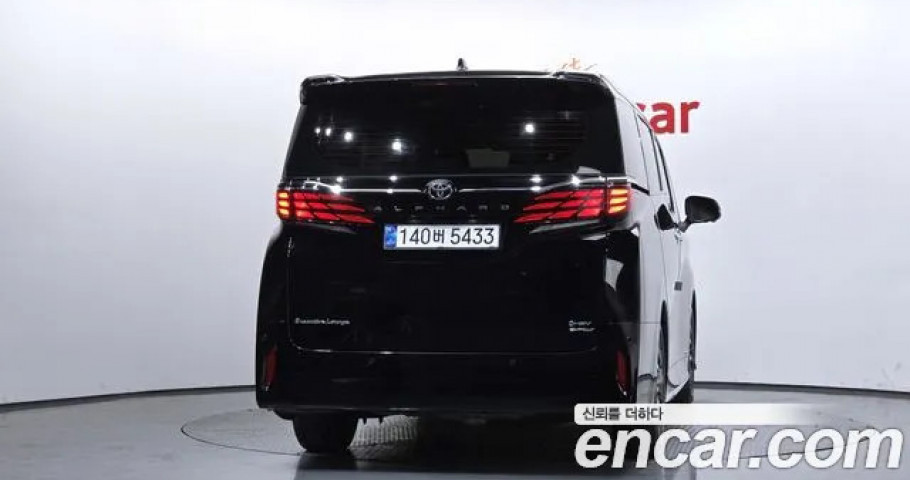 Toyota Alphard 