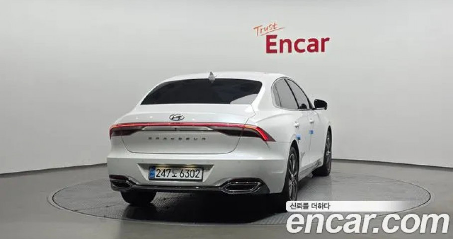 Hyundai Grandeur 