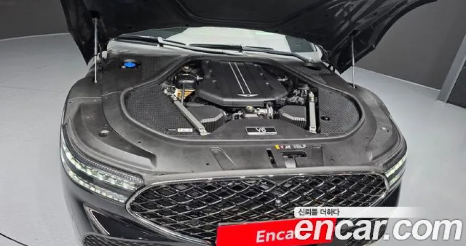 Genesis G90 