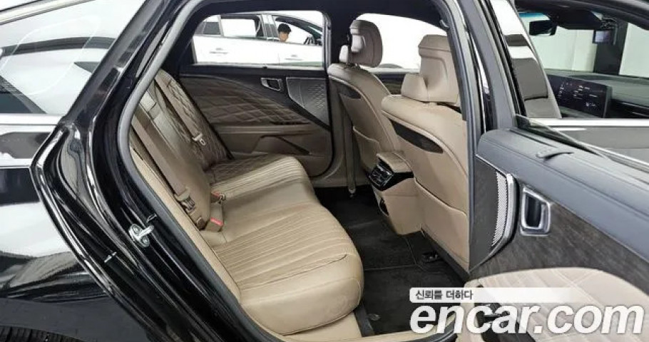 Kia K8 