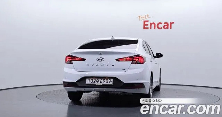 Hyundai Avante (Elantra) 