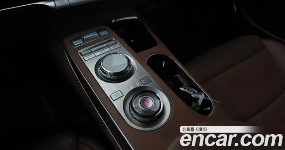 Genesis Gv70 