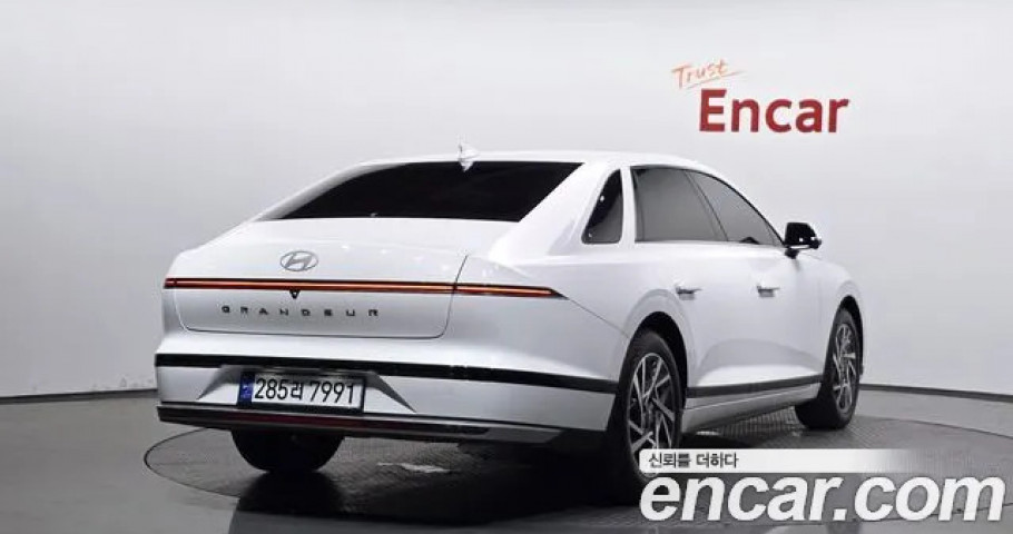 Hyundai Grandeur 