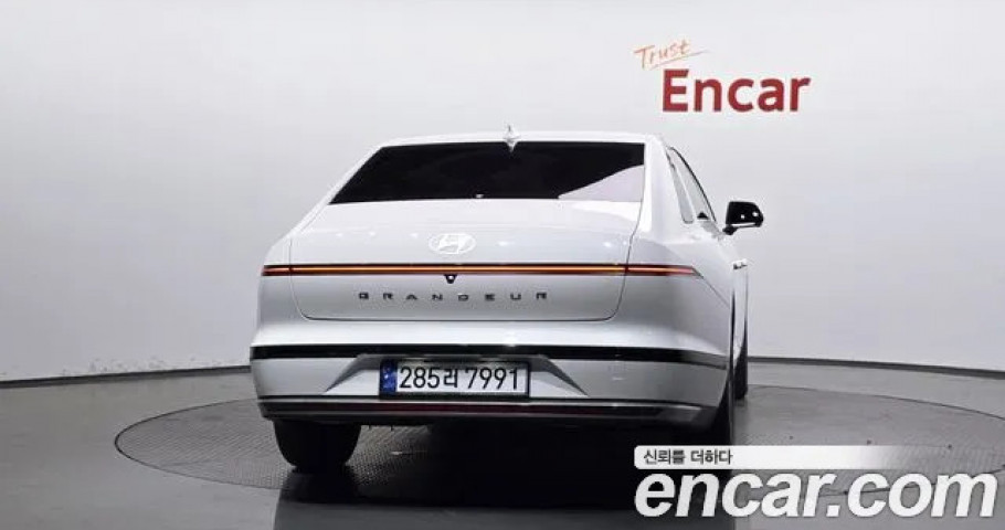 Hyundai Grandeur 