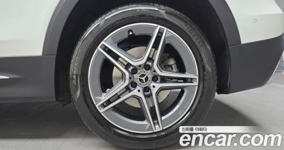 Mercedes-Benz Glb-Class 