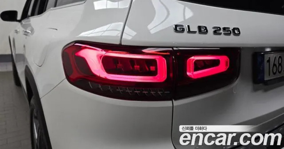 Mercedes-Benz Glb-Class 