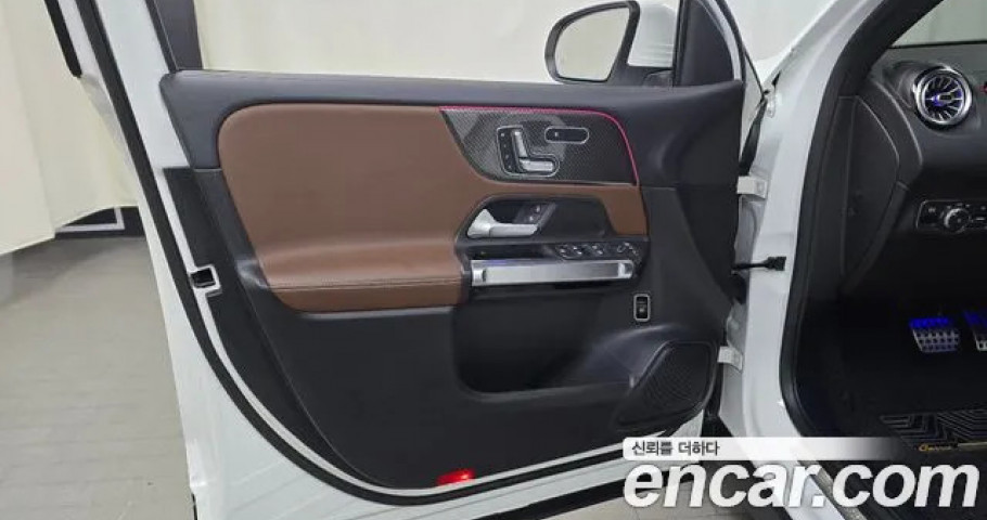 Mercedes-Benz Glb-Class 