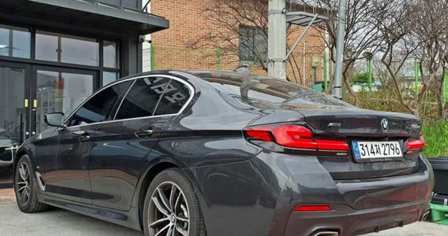 Bmw 5-Series 