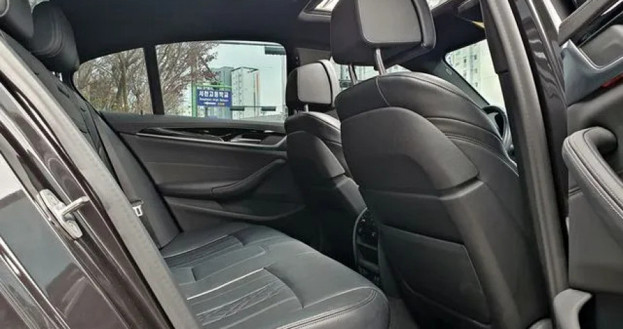 Bmw 5-Series 