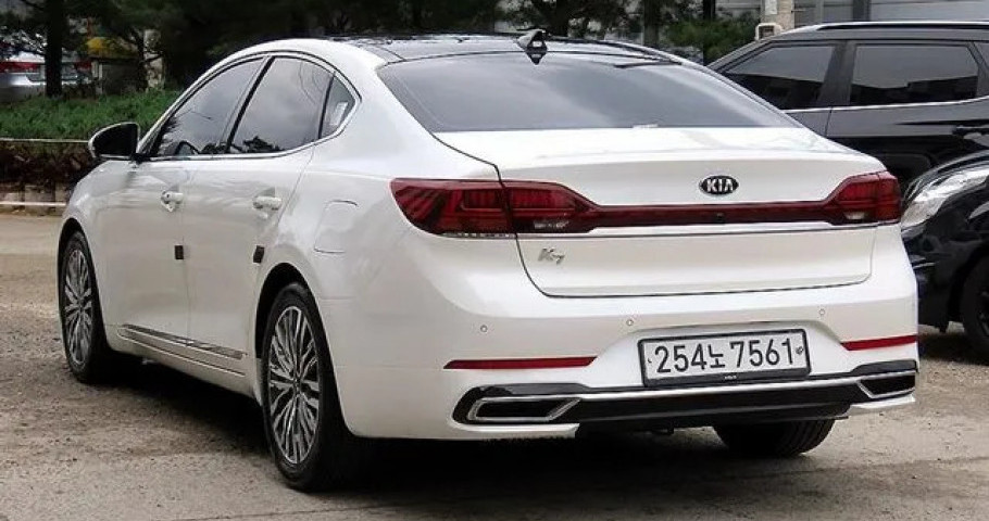 Kia K7 