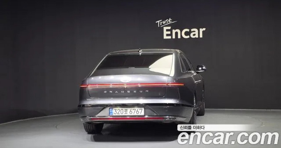 Hyundai Grandeur 