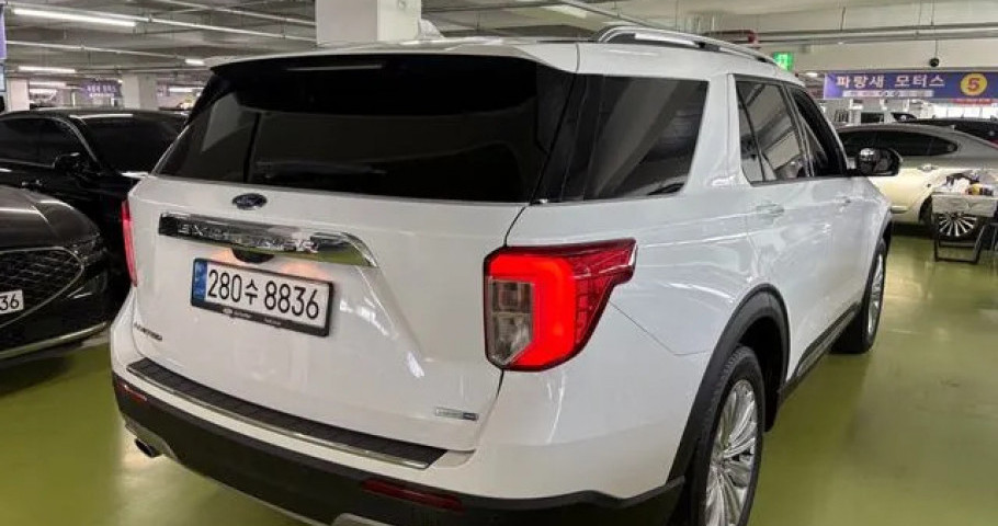 Ford Explorer 