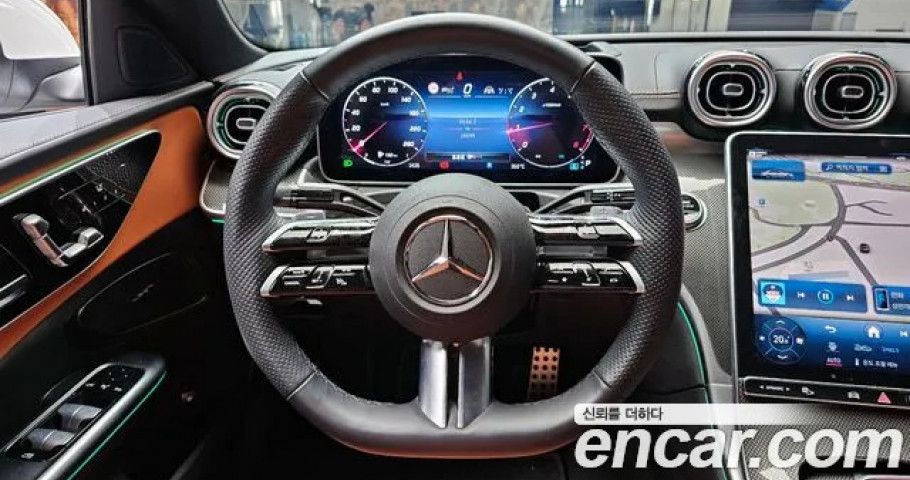 Mercedes-Benz C-Class 