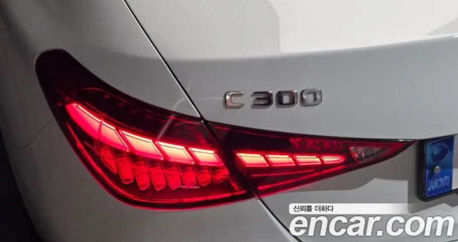 Mercedes-Benz C-Class 