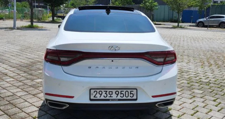 Hyundai Grandeur 