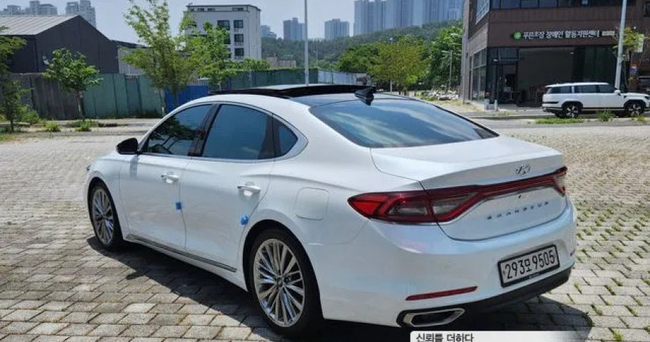 Hyundai Grandeur 