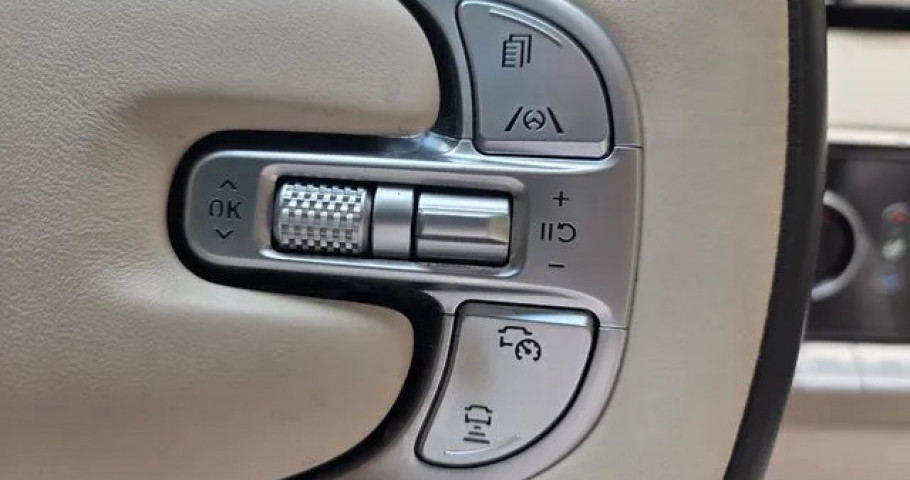 Genesis Gv70 