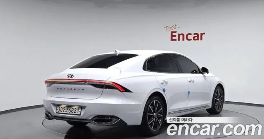 Hyundai Grandeur 