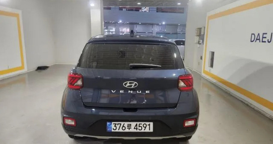Hyundai Venue 