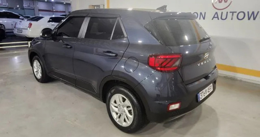 Hyundai Venue 