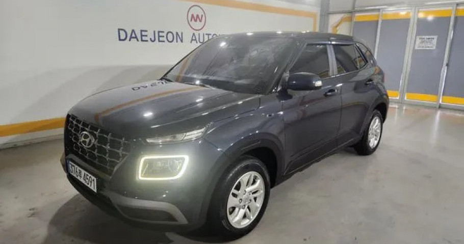Hyundai Venue 
