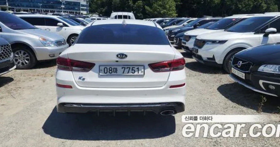 Kia K5 